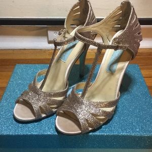 Betsey Johnson-SB TEE CHAMPAGNE HEELS